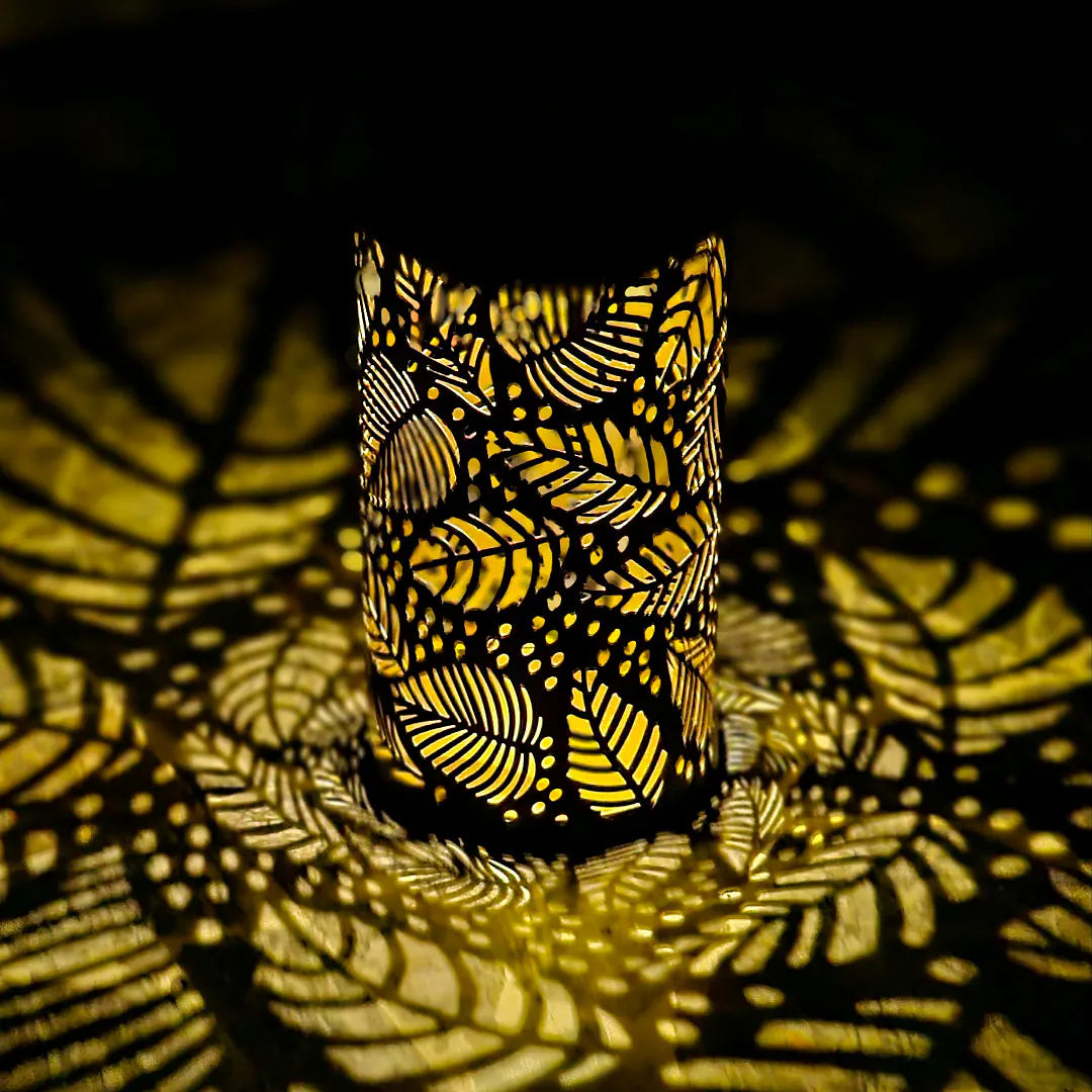 فانوس يعمل بالطاقة الشمسية