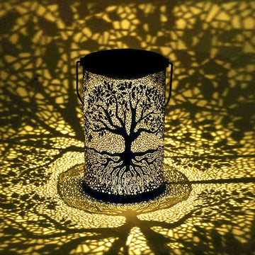 فانوس يعمل بالطاقة الشمسية